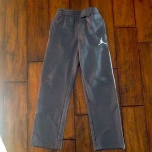 Jordan jogging pants boys size small